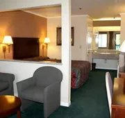 Executive Inn and Suites hotel detail image 4