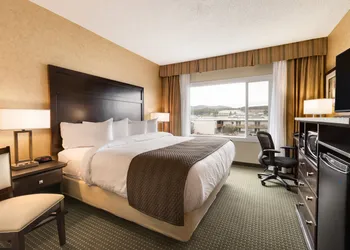 Days Inn & Conference Centre by Wyndham Cranbrook hotel thumbnail 6
