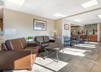Harmony Inn hotel thumbnail 2