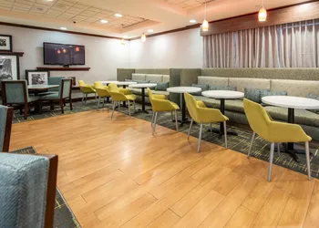 Hampton Inn Newport News-Yorktown hotel thumbnail 4