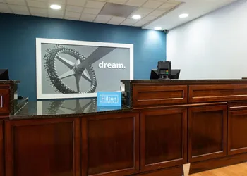 Hampton Inn Newport News-Yorktown hotel thumbnail 5