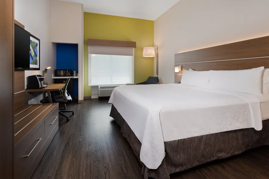 Holiday Inn Express Hotel & Suites Largo-Clearwater by IHG hotel detail image 6