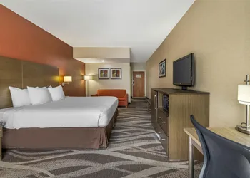 Best Western Plus University Inn hotel thumbnail 7