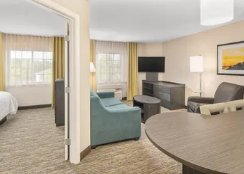 Candlewood Suites Destin-Sandestin by IHG hotel thumbnail 4