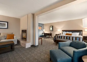 Wingate by Wyndham - Fargo hotel thumbnail 7