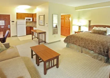 Staybridge Suites Hot Springs by IHG hotel thumbnail 3