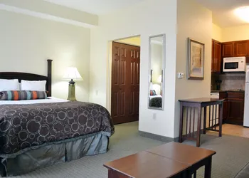 Staybridge Suites Hot Springs by IHG hotel thumbnail 6