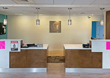 Comfort Inn & Suites Sarasota I75 hotel thumbnail 3