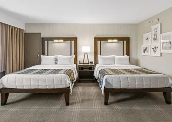 Knott's Hotel hotel thumbnail 6