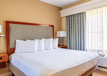 Hampton Inn Charleston - Daniel Island hotel thumbnail 8
