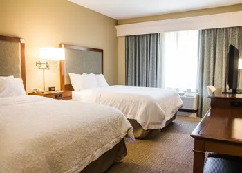 Hampton Inn Charleston - Daniel Island hotel thumbnail 6