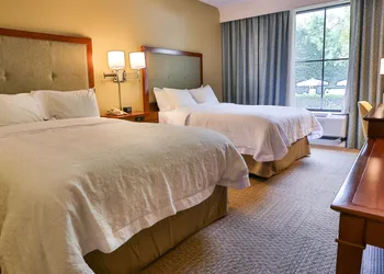 Hampton Inn Charleston - Daniel Island hotel thumbnail 7