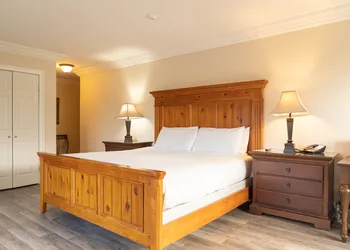 The Inn at Crestwood hotel thumbnail 3