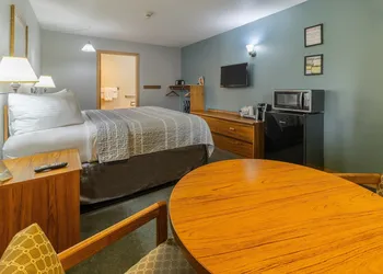 Resort City Inn Coeur d'Alene hotel thumbnail 7
