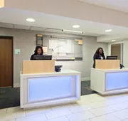 Holiday Inn Express Hotel & Suites Oakland-Airport by IHG hotel detail image 4