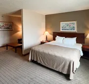 Quality Inn & Suites Grants - I-40 hotel detail image 7