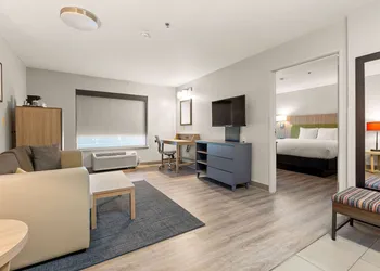 Country Inn & Suites by Radisson, Asheville - Outlet Mall hotel thumbnail 5
