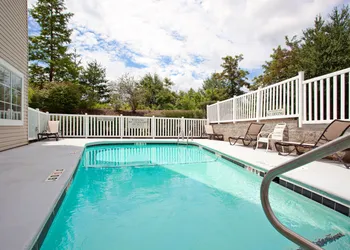 Country Inn & Suites by Radisson, Asheville - Outlet Mall hotel thumbnail 6