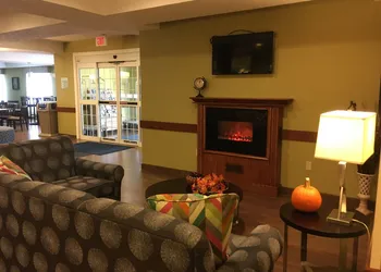 Holiday Inn Express Hotel & Suites Cadillac by IHG hotel thumbnail 2