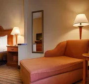 Best Western Plus Edison Inn hotel detail image 4