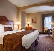 Best Western Plus Edison Inn hotel detail image 5