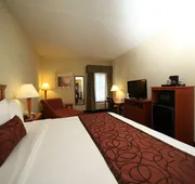 Best Western Plus Edison Inn hotel detail image 7