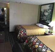 Super 8 by Wyndham Natchitoches hotel detail image 5