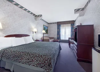 Days Inn by Wyndham Vega TX hotel thumbnail 3