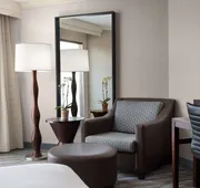 Sonesta Redondo Beach & Marina hotel detail image 7
