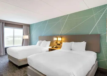 Comfort Inn & Suites Watertown - 1000 Islands hotel thumbnail 7
