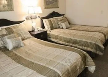 Hearthstone Inn & Suites hotel thumbnail 4
