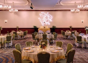 Newport News Marriott at City Center hotel thumbnail 8