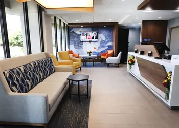 Holiday Inn Express Detroit-Birmingham by IHG hotel thumbnail 3