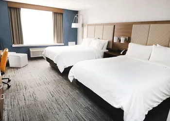 Holiday Inn Express Detroit-Birmingham by IHG hotel thumbnail 4