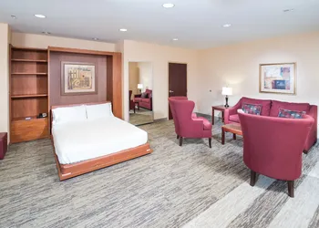 Hampton Inn & Suites Greensburg hotel thumbnail 5
