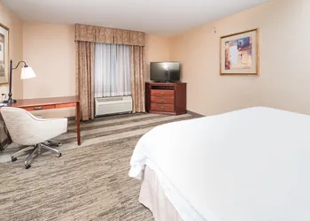 Hampton Inn & Suites Greensburg hotel thumbnail 6