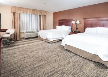 Hampton Inn & Suites Greensburg hotel thumbnail 8