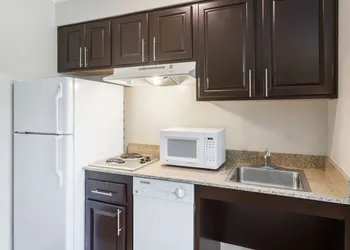 Staybridge Suites Savannah Historic District by IHG hotel thumbnail 4