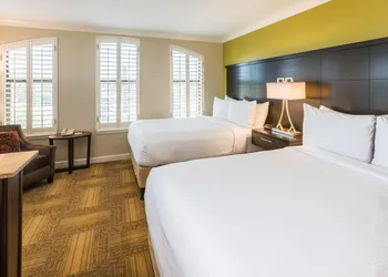 Staybridge Suites Savannah Historic District by IHG hotel thumbnail 7