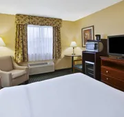 Quality Inn Marshall near I-69 hotel detail image 7