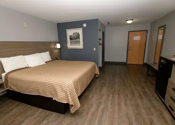 Home Town Inn Ringgold hotel thumbnail 7
