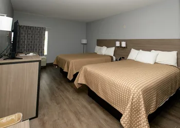 Home Town Inn Ringgold hotel thumbnail 8