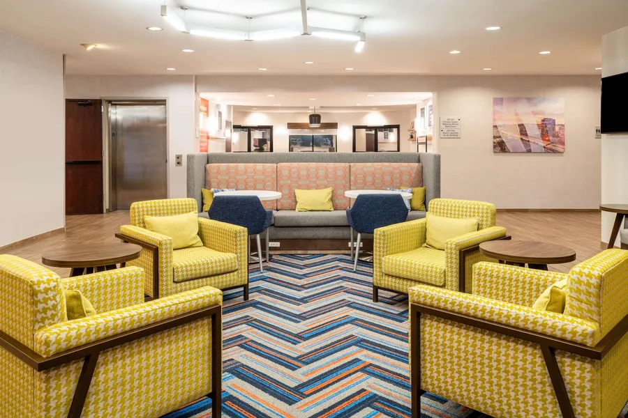 Hampton Inn by Hilton Irvine East - Lake Forest hotel detail image 2