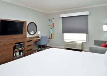 Hampton Inn & Suites Greenville hotel thumbnail 7