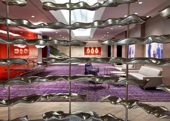 Hilton Long Beach Hotel hotel thumbnail 7