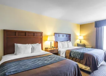 Comfort Inn & Suites Madisonville hotel thumbnail 6