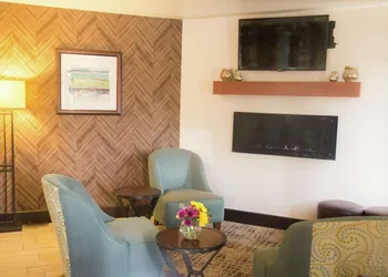 Hampton Inn Summersville hotel thumbnail 5