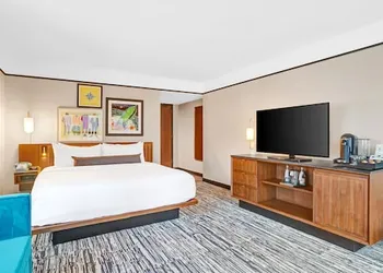 Hotel Indigo Minneapolis Downtown by IHG hotel thumbnail 6