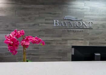 Baymont by Wyndham Warner Robins hotel thumbnail 2