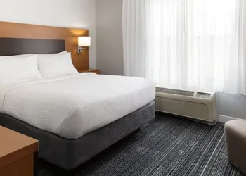 TownePlace Suites by Marriott Sacramento Roseville hotel thumbnail 7